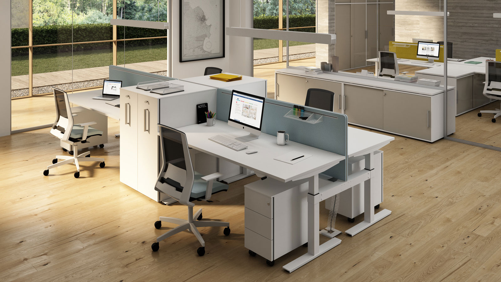 Aménagement de bureau avec mobilier ergonomique