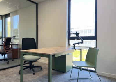 Espace bureau fauteuil ergonomique